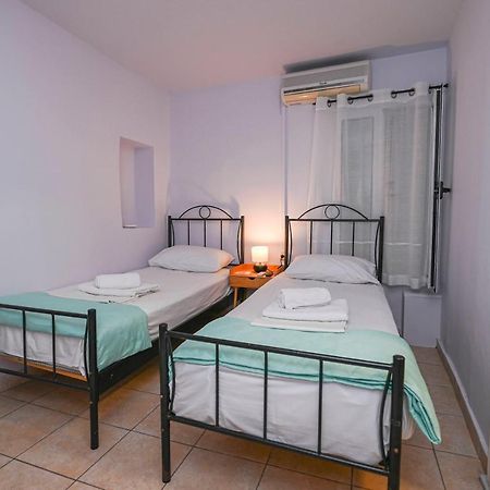 Hermes Rooms Tinos Luaran gambar
