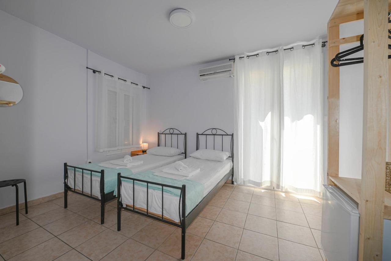 Hermes Rooms Tinos Luaran gambar